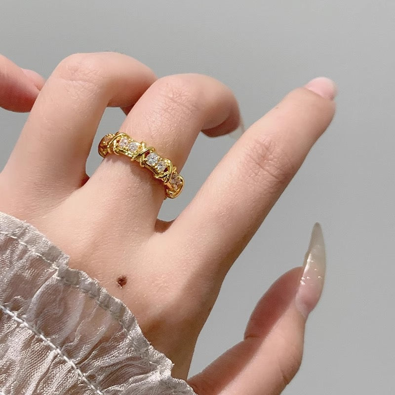 Lattice Gleam – Sterling Silver Criss-Cross Pavé Open Ring - Una
