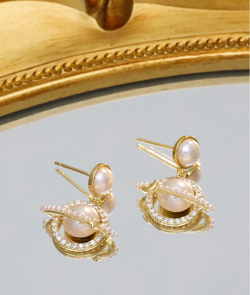 Orbit Glow – Pearl Planet Drop Earrings