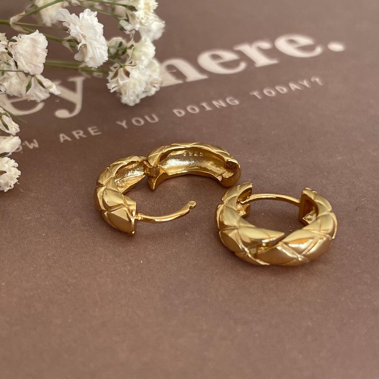 Soft Echo – Quilted Sterling Silver Hoop Earrings - Una