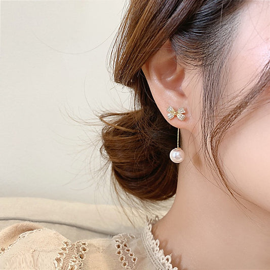 Belle Bow – Pearl Drop Earrings