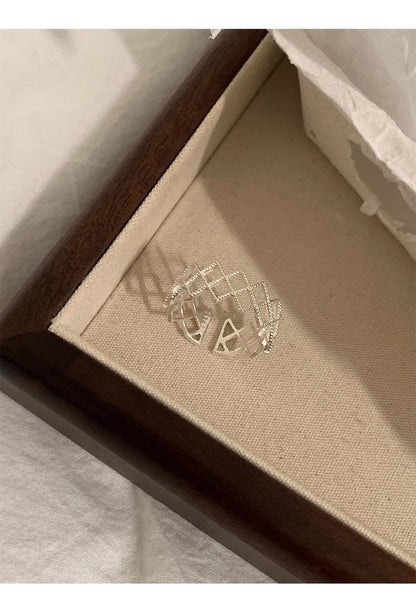 Silken Grid – Open Sterling Silver Mesh Ring - Una