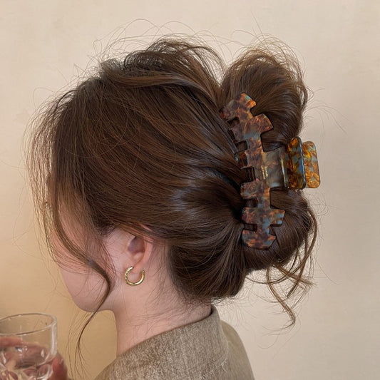Cloud Hold – Large Volume Matte Hair Claw - Una
