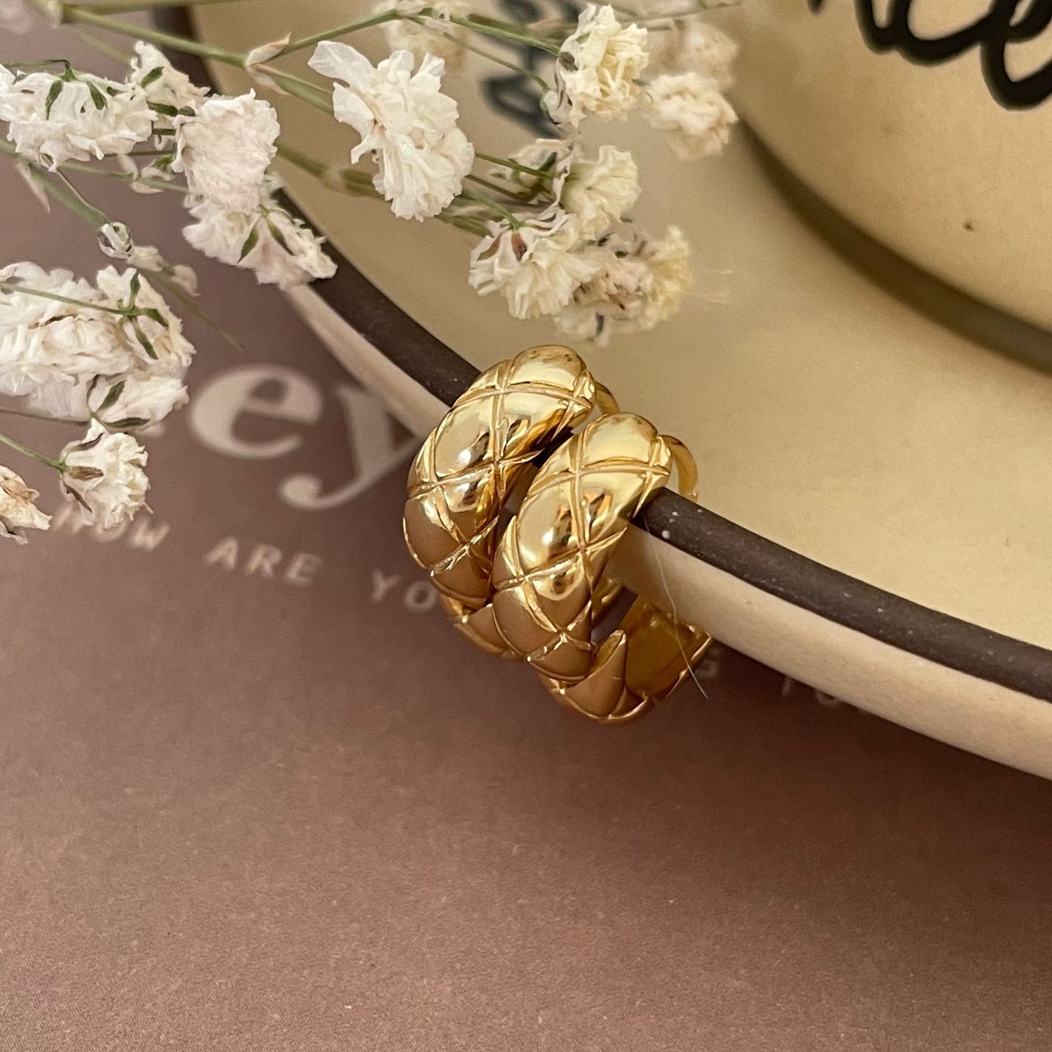 Soft Echo – Quilted Sterling Silver Hoop Earrings - Una